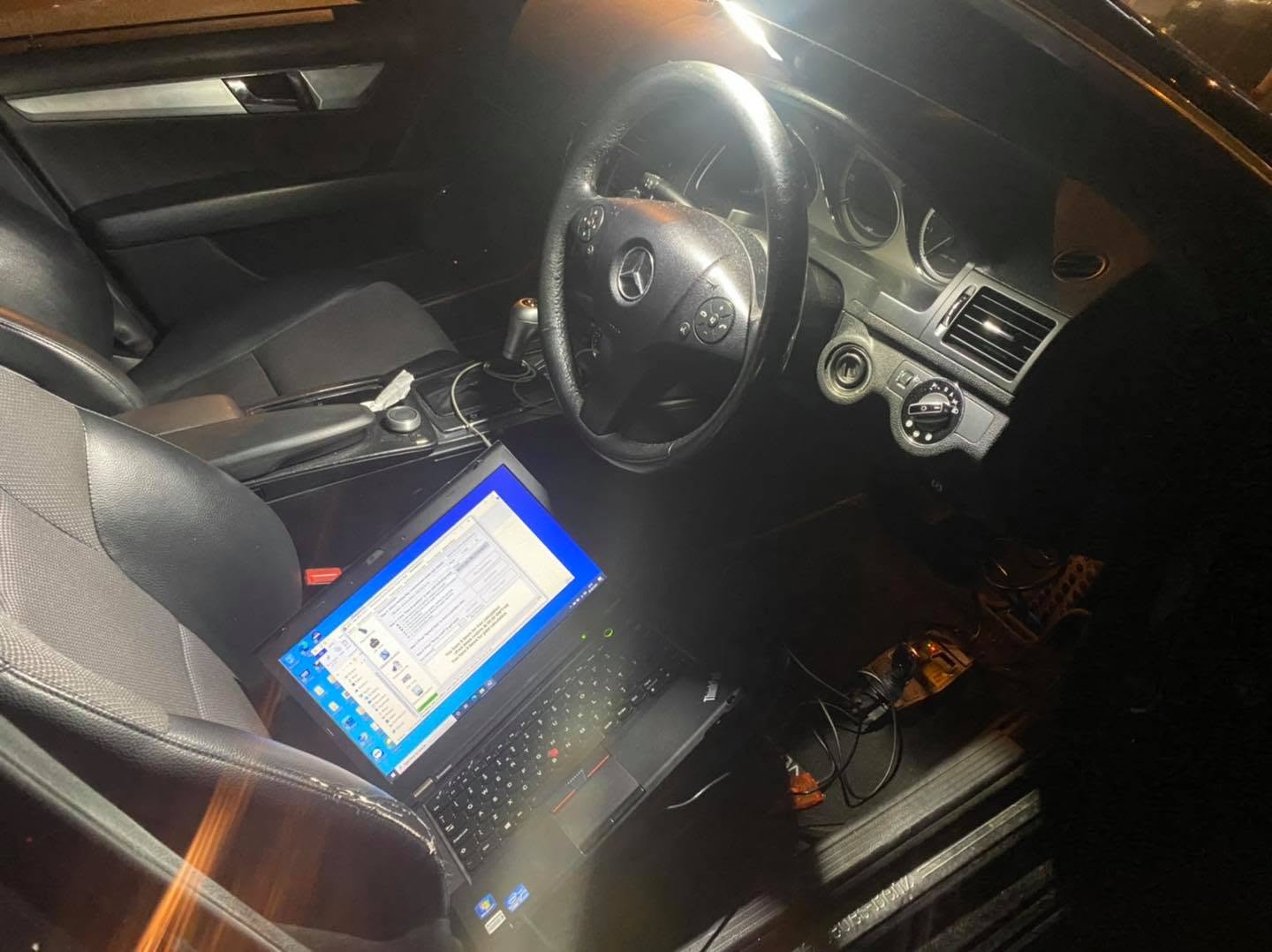 Mercedes ESL programming at the vehicle, Croydon