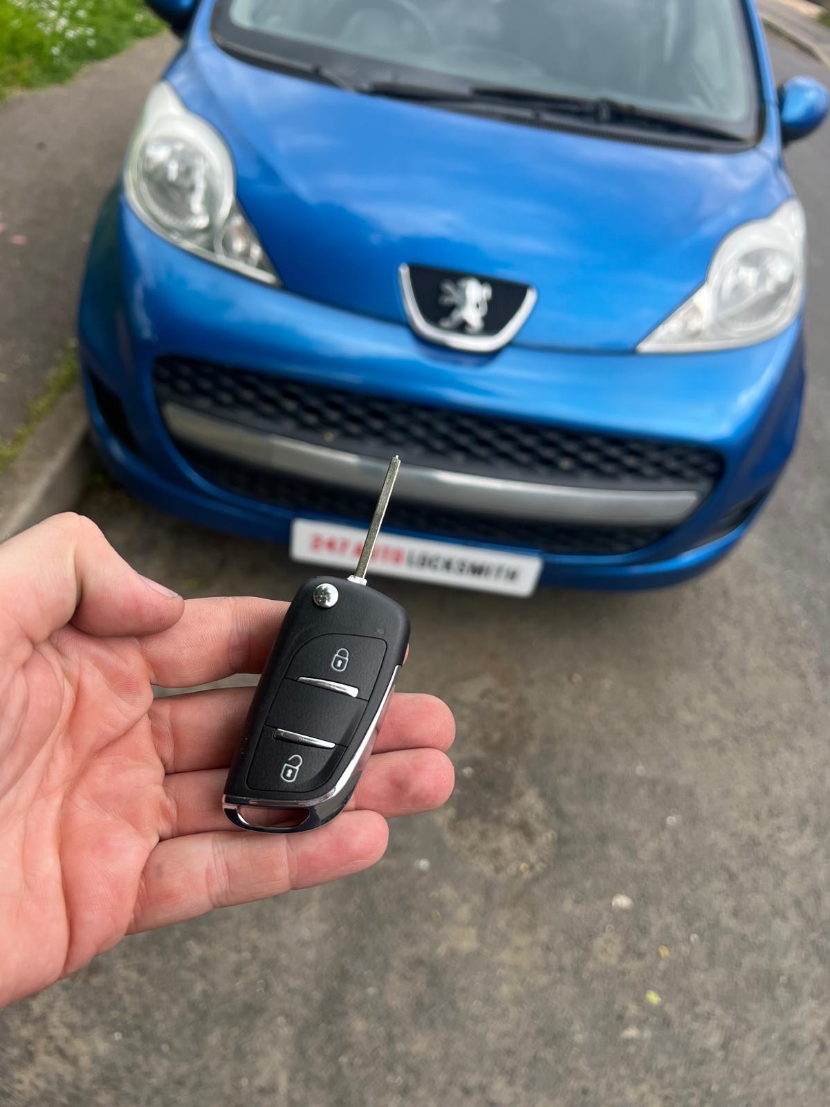 Peugeot 107 spare key cut and programmed at the vehicle