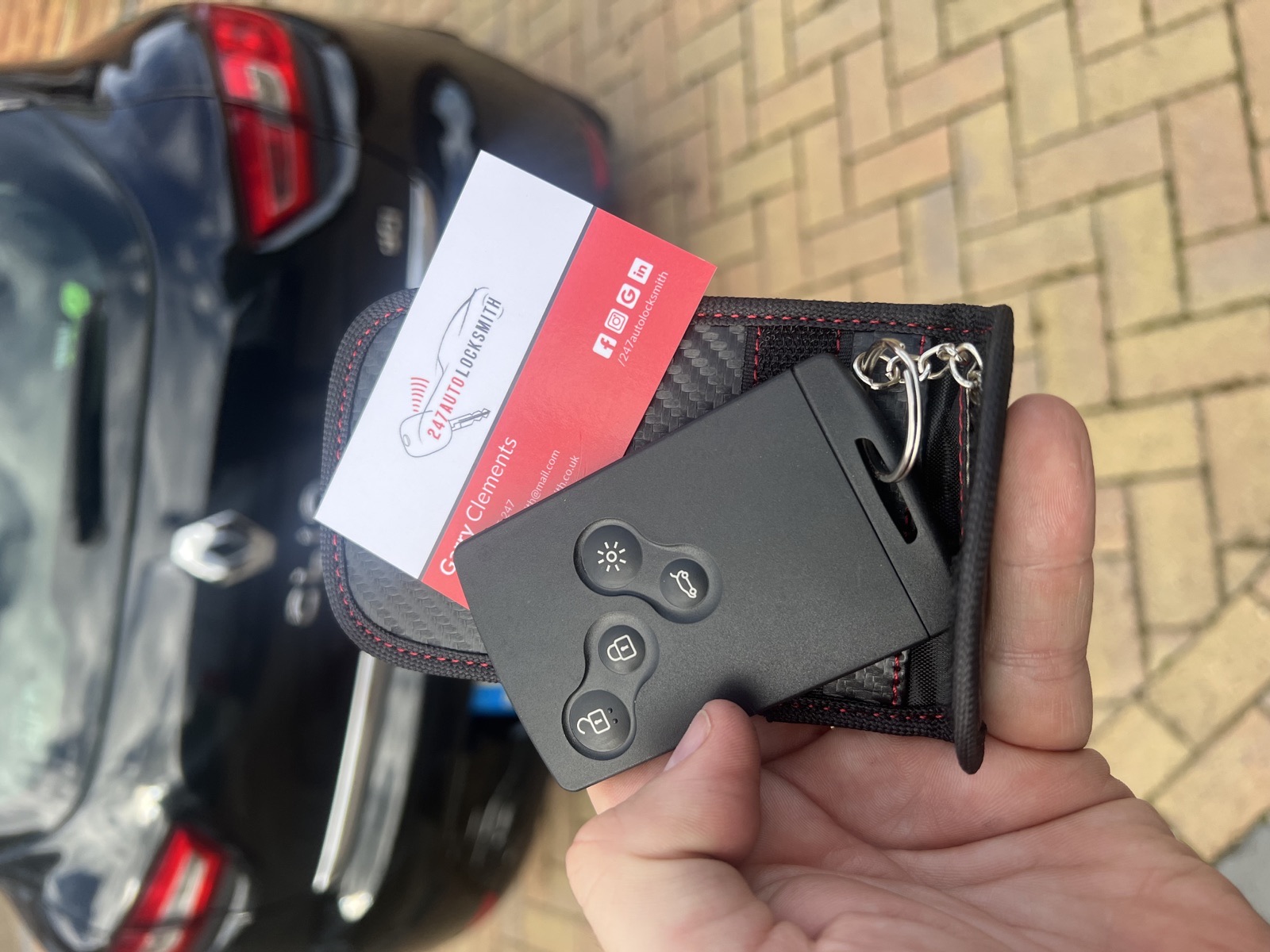 Renault key card programmed at the vehicle